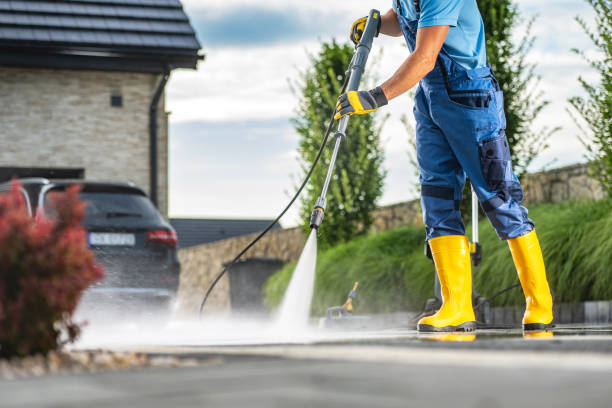 Why Choose Our Certified Pressure Washing Experts for Your Project Needs in Cottondale, AL?